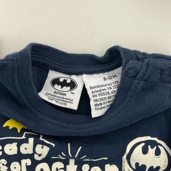 2 Batman shirts for babies size 6-12 months - Picture 2 of 5